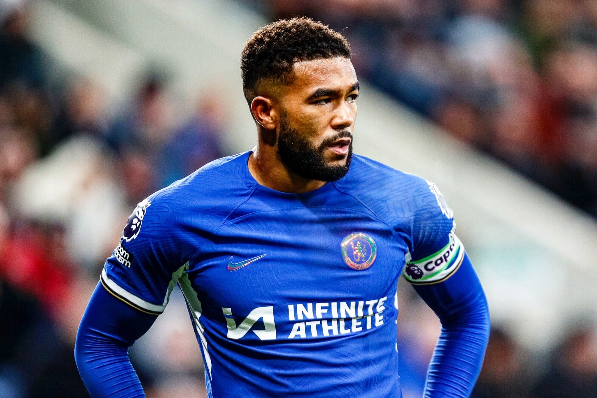 巴尔韦德：我们在一次定位球中丢掉了三分，防守应该做得更好（巴尔韦德：定位球失守致痛失三分，防线应更稳健）