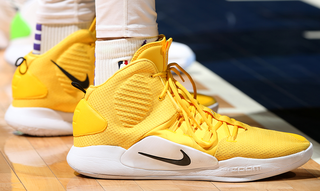 足球门将的心理压力解析（足球门将心理压力深度解读）