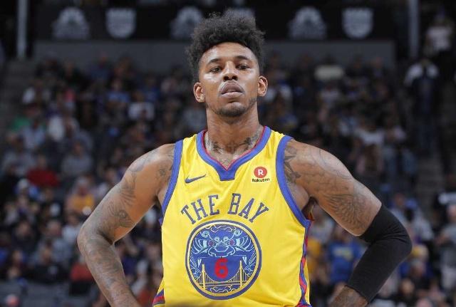 冲击7连胜！尼克斯背靠背迎战76人 唐斯&哈特复出（尼克斯背靠背战76人，冲击七连胜，唐斯与哈特回归）