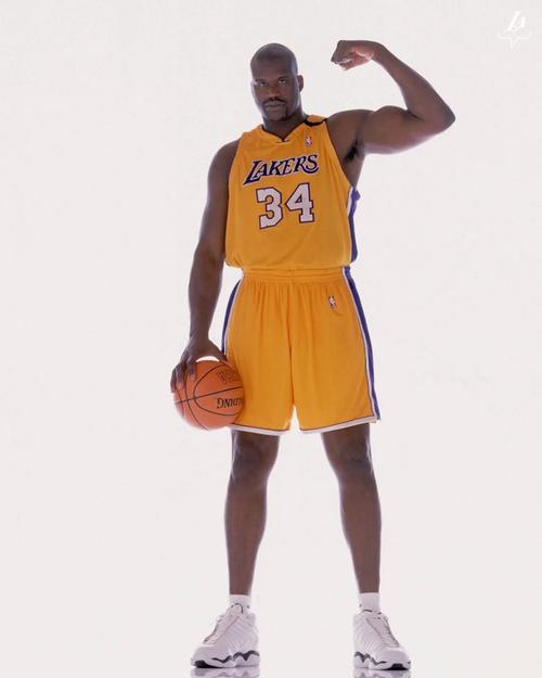 美因茨vs云达不莱梅：李在城、阿米里首发，博尼费斯、菅原由势出战（美因茨对阵不莱梅：李在城、阿米里首发，博尼费斯与菅原由势登场）