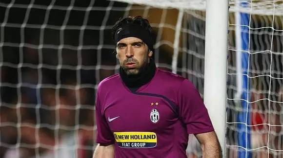 仅比降级区高1分！官方：皇家社会主帅弗朗西斯科下课（仅高降级线1分，皇家社会官宣解任主帅弗朗西斯科）