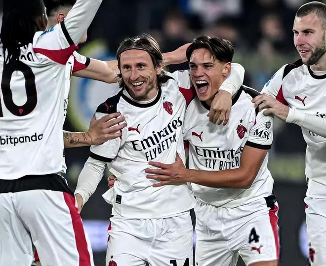 萨里：我们赢米兰是合理的；因西涅就像我儿子，俱乐部会决定（萨里：战胜米兰合情合理；因西涅像我儿子，去留由俱乐部定夺）