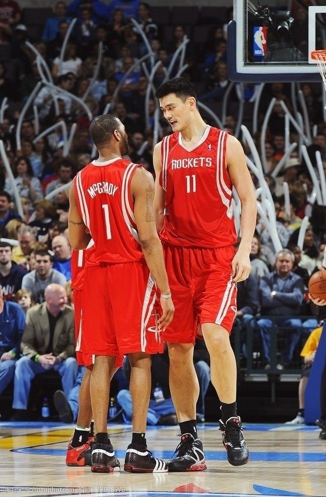 詹姆斯36分创NBA单场得分新高（詹姆斯36分刷新NBA单场得分纪录）