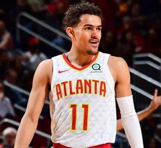 杜锋官方认证！19岁新星获期许 他能成广东下一个传奇？（杜锋亲口认可！19岁新星获厚望，他会是广东的下一位传奇吗？）