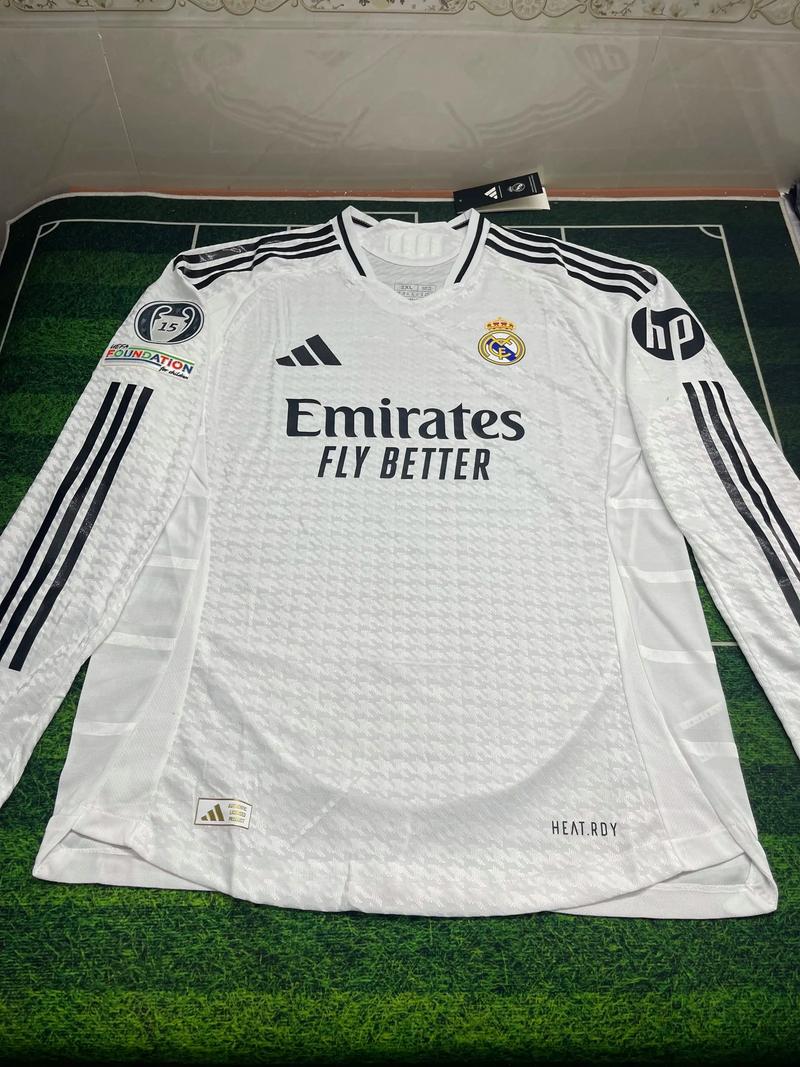 状态不佳！高诗岩赛季前两战合计只得到9分（高诗岩开季低迷，前两场合计仅9分）