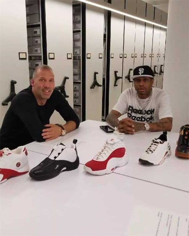 英超战报：曼城2-1战胜切尔西,（英超快讯：曼城2比1力克切尔西）