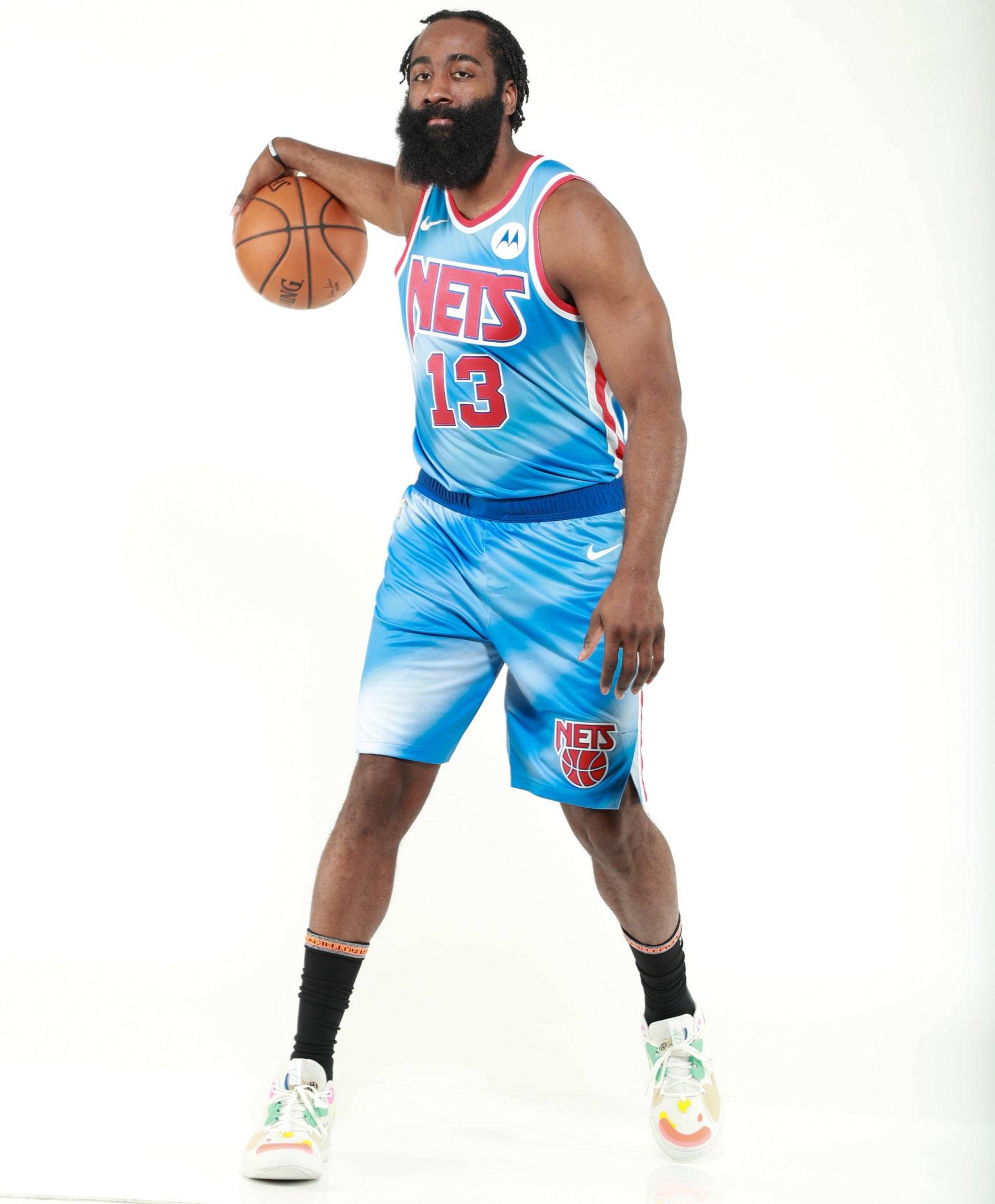 鲁伊-科斯塔否认本菲卡对迪巴拉感兴趣：那不是真的（鲁伊·科斯塔驳斥本菲卡有意迪巴拉传闻：纯属不实）