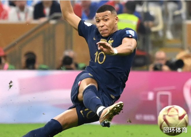 佩雷茨：诺伊尔是有史以来最优秀的门将；我本想成为汉堡首发（佩雷茨盛赞诺伊尔为史上最佳门将：曾希望在汉堡锁定主力位置）