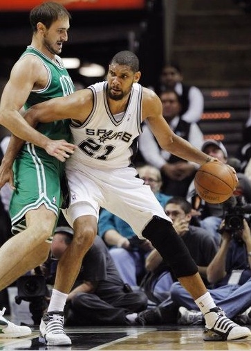 英超战报：埃基蒂克双响，田中碧绝平，利兹联3-3利物浦（英超战报：埃基蒂克梅开二度，田中碧读秒绝平，利兹联3-3利物浦）