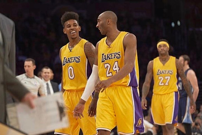 这很吉米，巴特勒：追梦科尔争执让我兴奋，我喜欢这种吼叫的氛围（吉米·巴特勒谈追梦与科尔争执：这让我兴奋，我偏爱这种吼叫氛围）