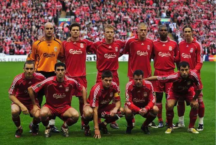 篮球NBA公布球衣销量榜，新晋巨星登顶（NBA发布球衣销售排名，新科巨星位居第一）